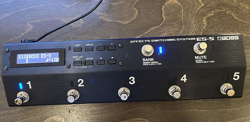 Boss ES-5 Effects Switching System