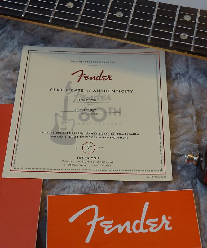 Fender 60th Anniversary Ultra Luxe Jaguar 2022 - Present - Texas Tea