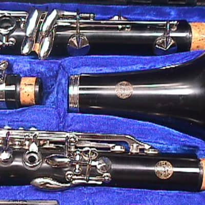 A Xinghai Brand Bb Clarinet  in it's Original Case & Ready to Play   5 C image 4