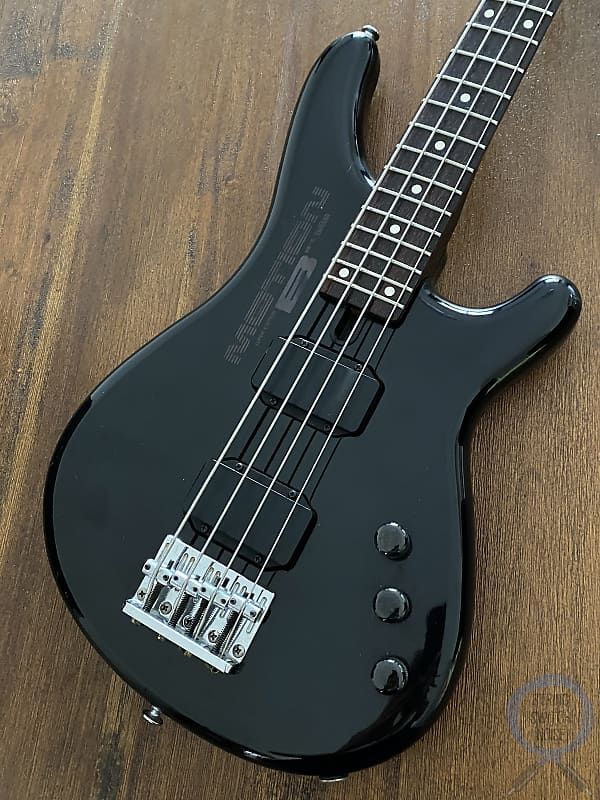 Yamaha製 モーション Bass MBーⅢ BK - 楽器、器材