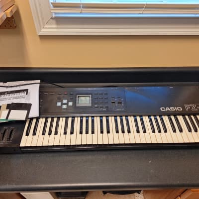CASIO FZ-1 vintage sampler synthesizer