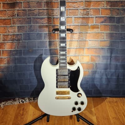 Vintage 1972 Gibson SG Custom Refinished White w/ OHSC- Repaired Headstock Under Finish image 2
