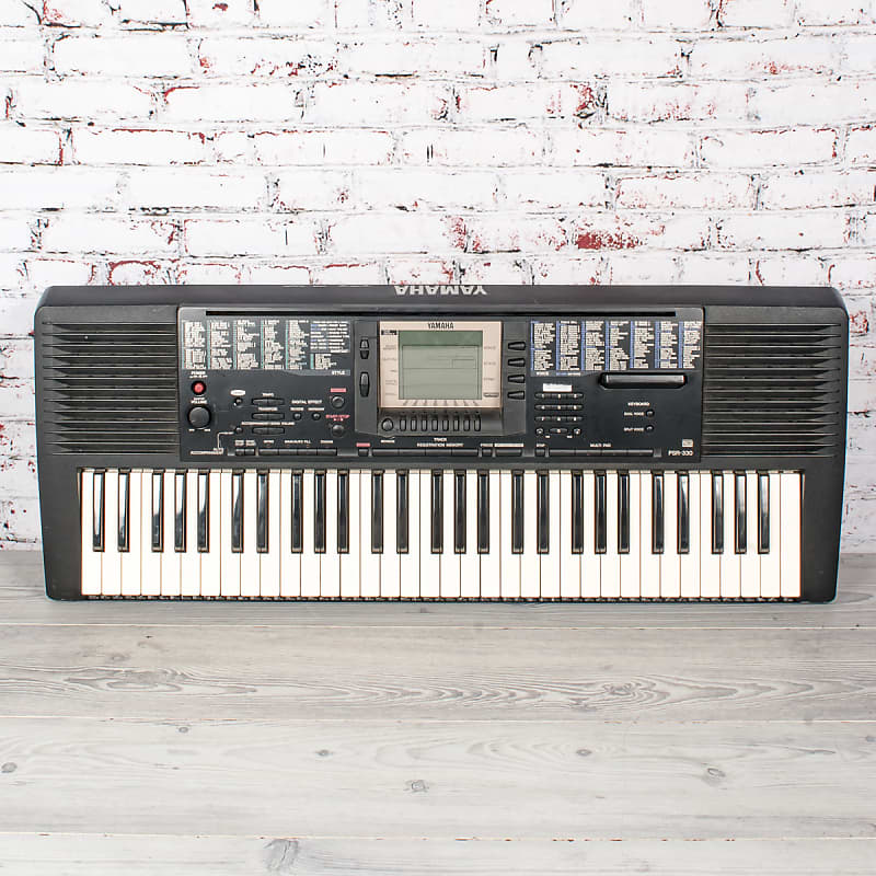 YAMAHA PSR-330 PORTATONE ELECTRONIC KEYBOARD 61 Key