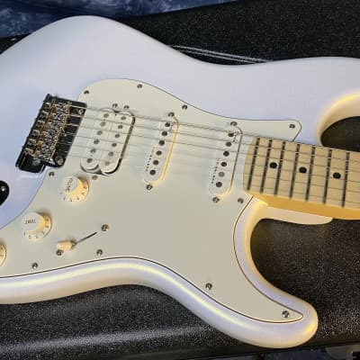 OPEN BOX ! 2023 Fender Juanes Stratocaster - Luna White - Authorized Dealer - In-Stock! 8.3 lbs - SAVE! image 3