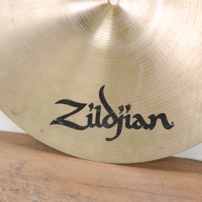Zildjian 18-inch A Medium Crash Cymbal (church owned) CG00S66 imagen 8