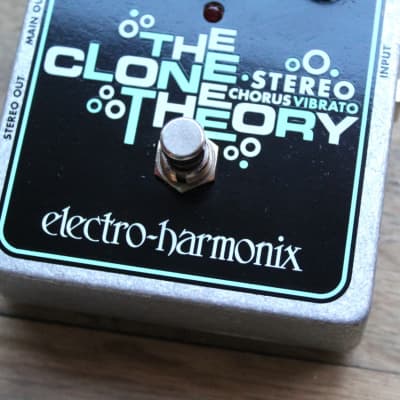 EHX  Clone Theory Stereo Analog Chorus / Vibrato imagen 7