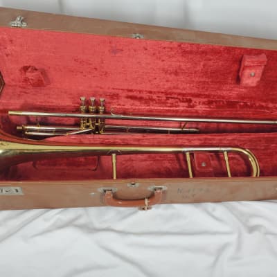 Getzen Valve Trombone  Lacquered Brass image 13