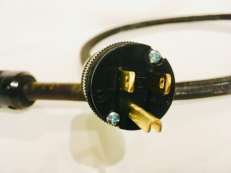 Pine Tree Audio 10 Foot Stealth 1000 AC Mains Power Cable IEC  			