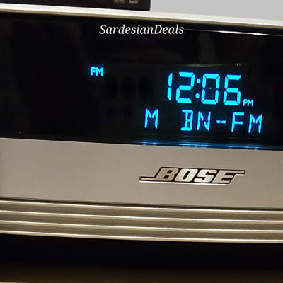 Bose Wave Radio III & Accessories(NO CD PLAYER) image 2