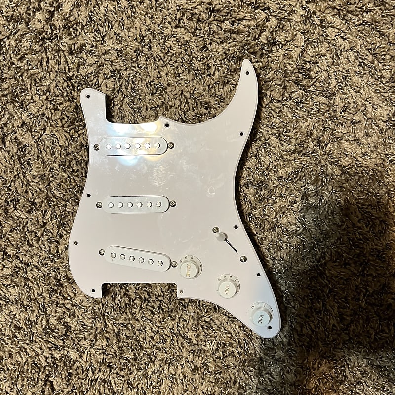 Fender Squier Pickguard Loaded Reverb
