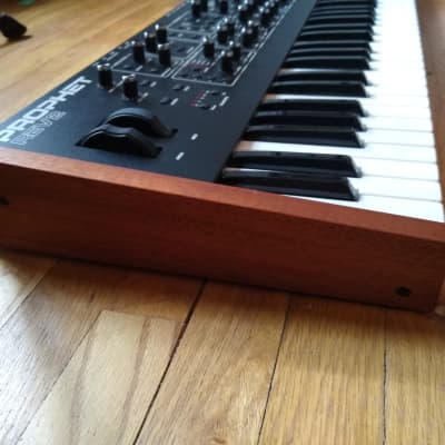 Dave Smith Instruments Prophet Rev2 61-Key 16-Voice Polyphonic Synthesizer 2017 - 2018 - Black with Wood Sides image 5