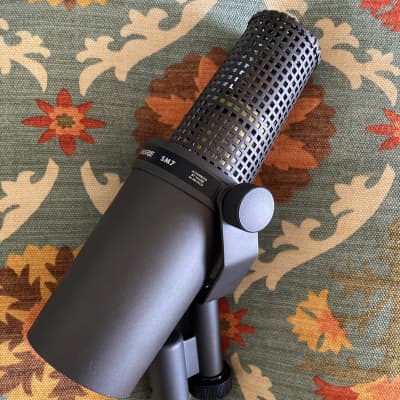 Shure Celebrates 50 Years of the SM7 with Anniversary Signature Edition SM7B  - Shure USA