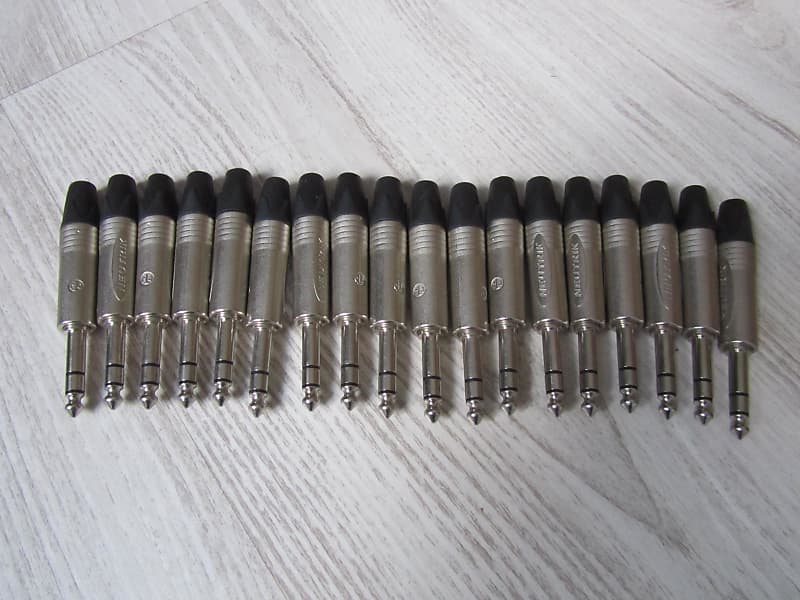 Lot of 18 x Neutrik NP3X Trs Plugs | Reverb