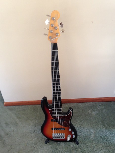 Fender Steve Bailey 6 String Fretted Bass 2009 3 Color Sunburst