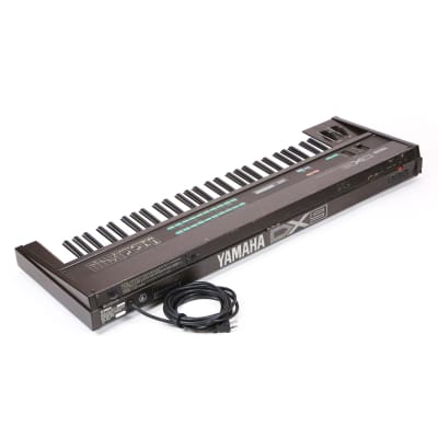 1983 Yamaha DX9 Programmable Digital FM Synthesizer Keyboard Vintage Synth image 5