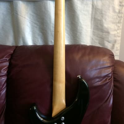 Aria Integra IGB35 - 4 strings Electric Bass Guitar in Black image 4