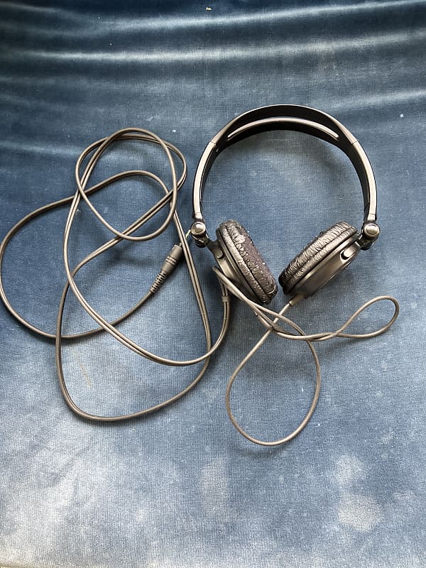 Sony MDR-V150 - Black  			