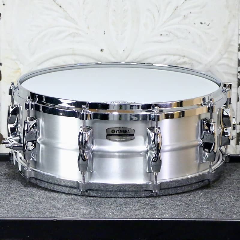 Yamaha Recording Custom Aluminum Snare Drum 14X5.5in image 1