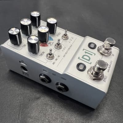Walrus Audio Mako D1 High-Fidelity Stereo Delay V2 pedal. B-stock image 4