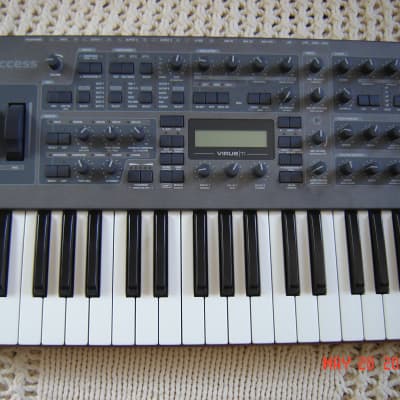 Access Virus TI2 Dark Star Excellent FREE Shipping