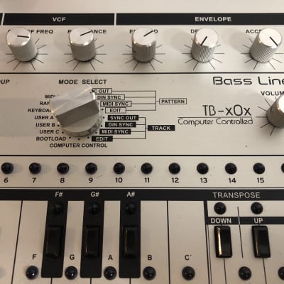 x0xb0x TB-x0x Analogue Transistor Acid Machine - Anodized Silver - Custom TB-303 Replica - Extremely Rare image 3