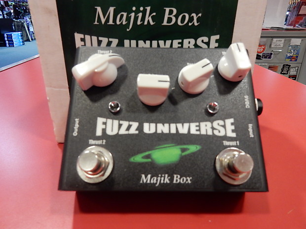 販売新販売 Majik Box Fuzz Universe エフェクター ポール・ギルバート 