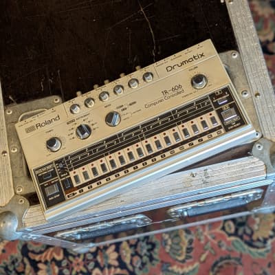 Roland TR-606 Drumatix with Individual Outputs mod
