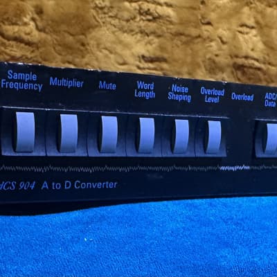 DCS 904 A to D converter image 2