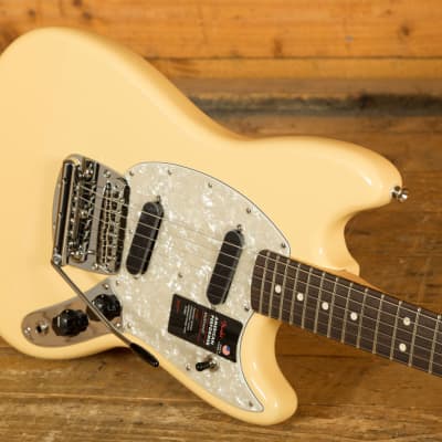 Fender American Performer Mustang | Rosewood - Vintage White image 5