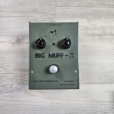 Electro-Harmonix Big Muff Pi V7 (Green Russian) | Reverb