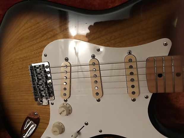 78’tokai springysound “real aged custom” 1978 Tokai Springy Sound - YouTube