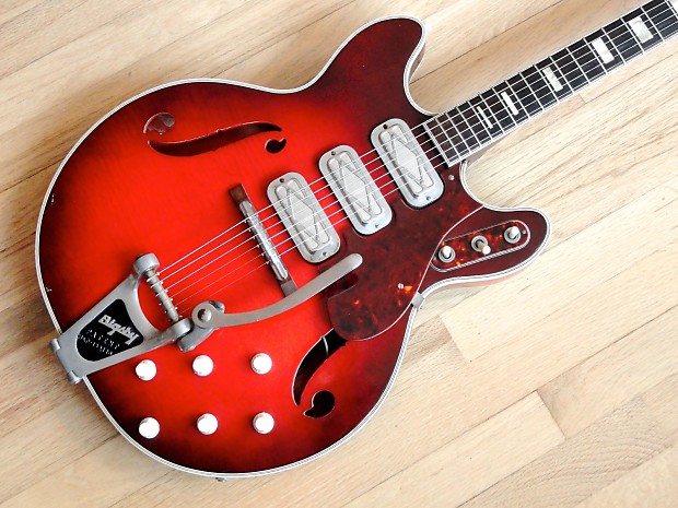 1969 Silvertone Harmony Model 1485 Vintage Guitar DeArmond Gold Foil H 78 1454