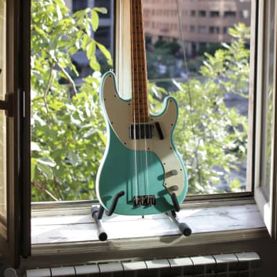 Fender Telecaster Bass 1972 Daphne Blue (Refinished); w/ case image 13