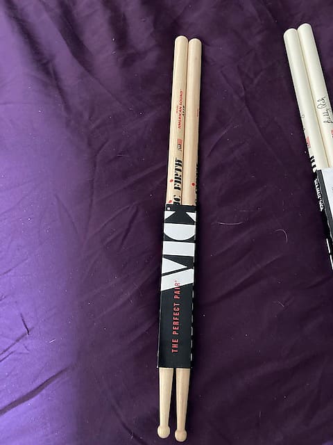 Vic Firth American Sound 5B Hickory Wood Tip Drum Sticks 2010s - Natural image 1