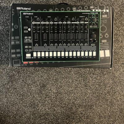 Roland AIRA TR-8 Rhythm Performer Drum Machine 2014 - Present - Black