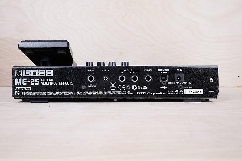 BOSS ME-25 電源アダプター付き BOSS ME-25 ギターエフェクター ACアダプター付