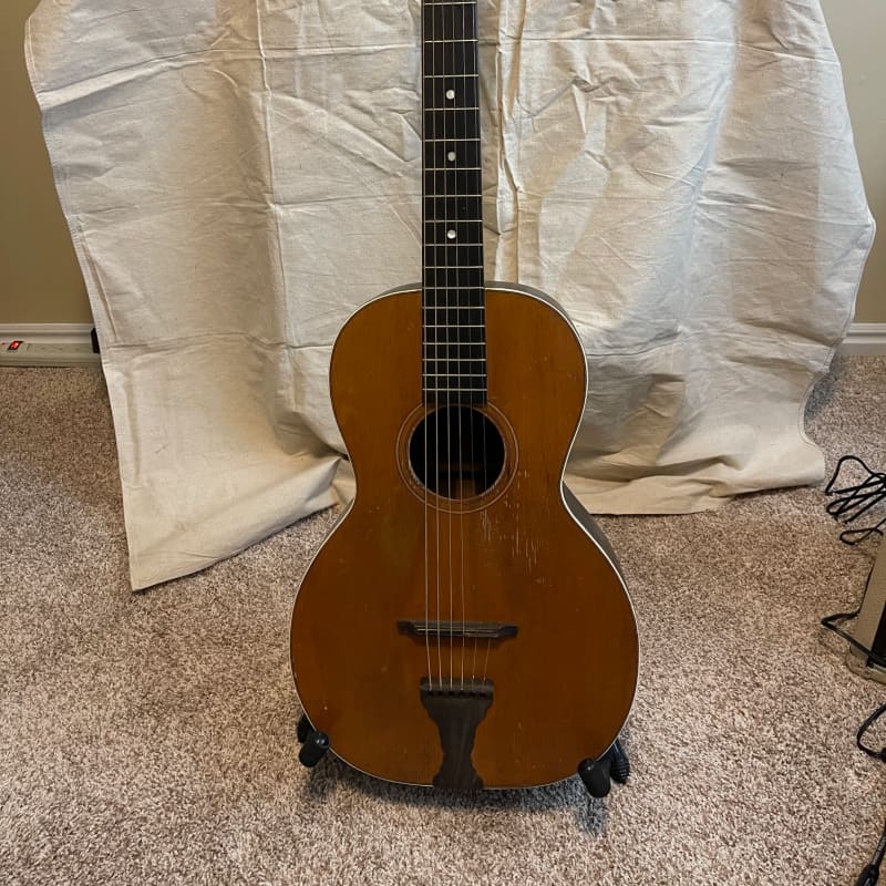 Reverb on sale parlor guitar