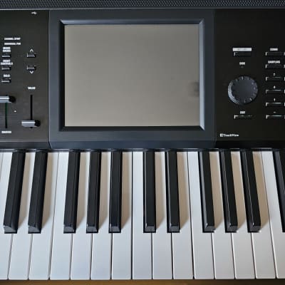 Korg KRONOS 2 73-Key Digital Synthesizer Workstation 2014 - Present - Black/Wood
