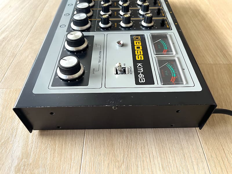BOSS KM-6B ミキサー BOSS 6チャンネルアナログミキサーKM-6B Mixer中古()売却済み