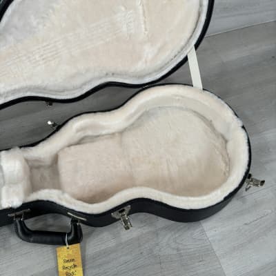 Gibson Les Paul 70s Deluxe Electric Guitar - Goldtop image 4
