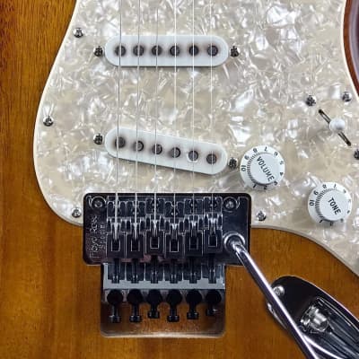 Custom/Hybrid Stratocaster, Relic, Floyd Rose, Mahogany Body/Birdseye Maple Neck, Honeyburst image 4