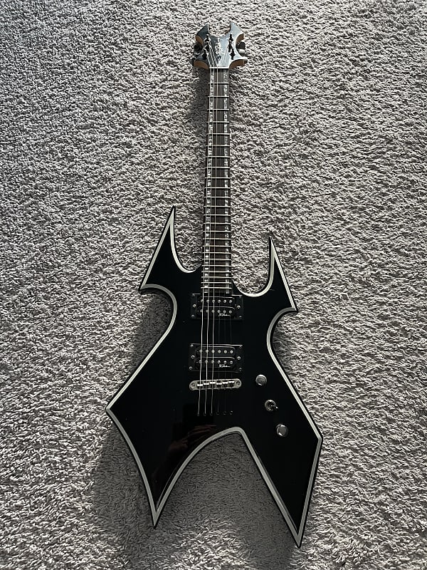 B.C. RICH TRACE WARBEAST BCリッチ ウォービースト　黒 Used B.C. Rich Trace Warbeast T black Solid Body Electric