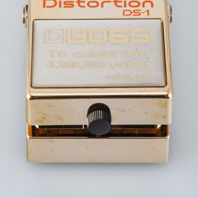 BOSS Distortion DS-1  GOLD 1998 + Showroom DISPLAY! Extremely RARE image 14