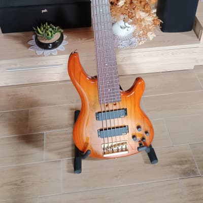 YAMAHA 5弦ベース TRB5-Ⅱ YAMAHA 5弦ベース TRB5-Ⅱ