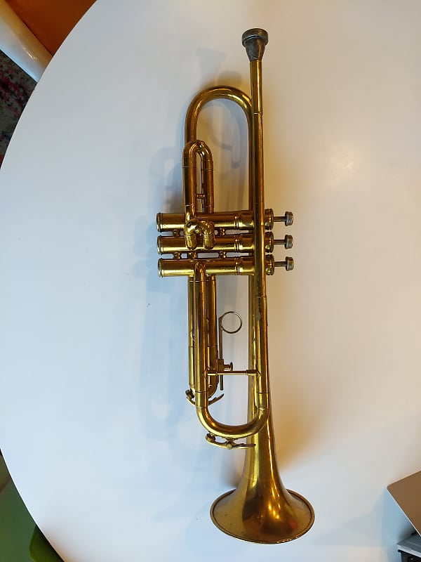 Vintage King Cleveland 600 Trumpet, 1960's Original Lacquer image 1