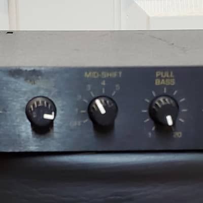 Lee Jackson Perfect Connection GP-1000 Preamp & SP-1000 100w Lee Jackson Perfect Connection GP-1000 Preamp & SP-1000 100w
