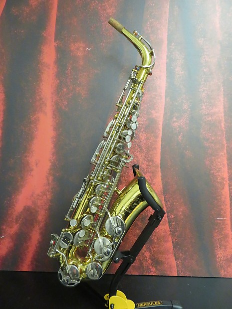 King Empire 665 Alto Saxophone w Original Hardshell Case