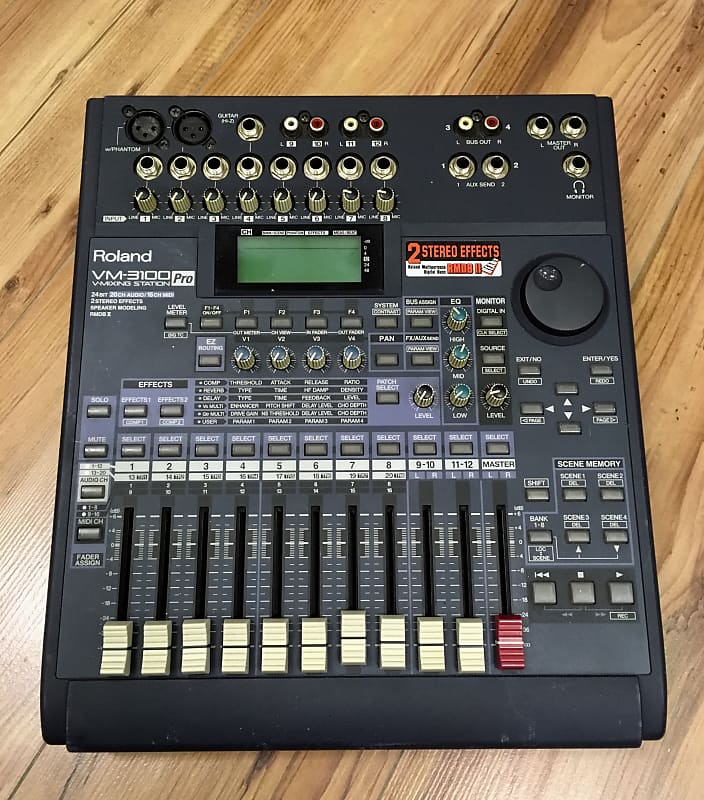 Roland VM-3100 Pro V-Mixing Station 24 bit 20 Channel MIDI