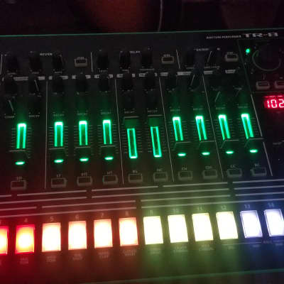 Roland AIRA TR-8 Rhythm Performer Drum Machine 2014 - Present - Black