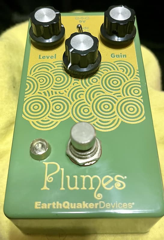 EarthQuaker Devices Plumes Small Signal Shredder Overdrive